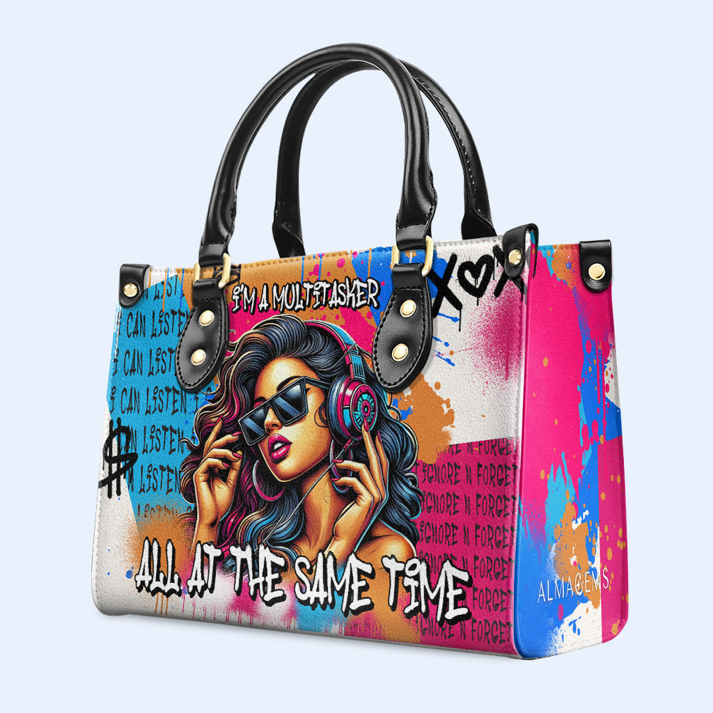 Soy una persona multitarea - Bolso de mano de cuero personalizado - DG082_HB