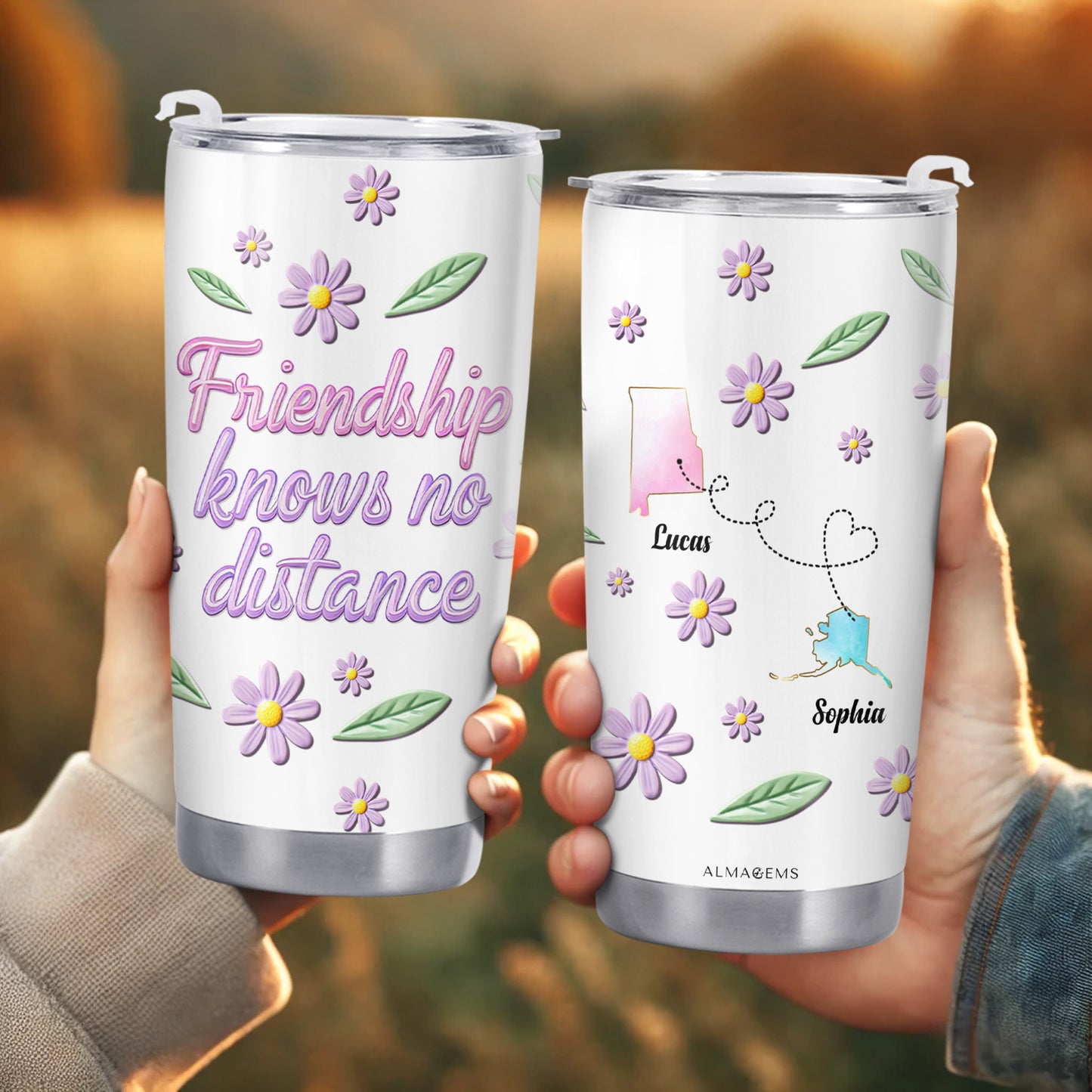 L'amitié ne connaît pas de distance avec des fleurs et des contours d'État - Gobelet personnalisé en acier inoxydable 20 oz 30 oz - BST053_TB