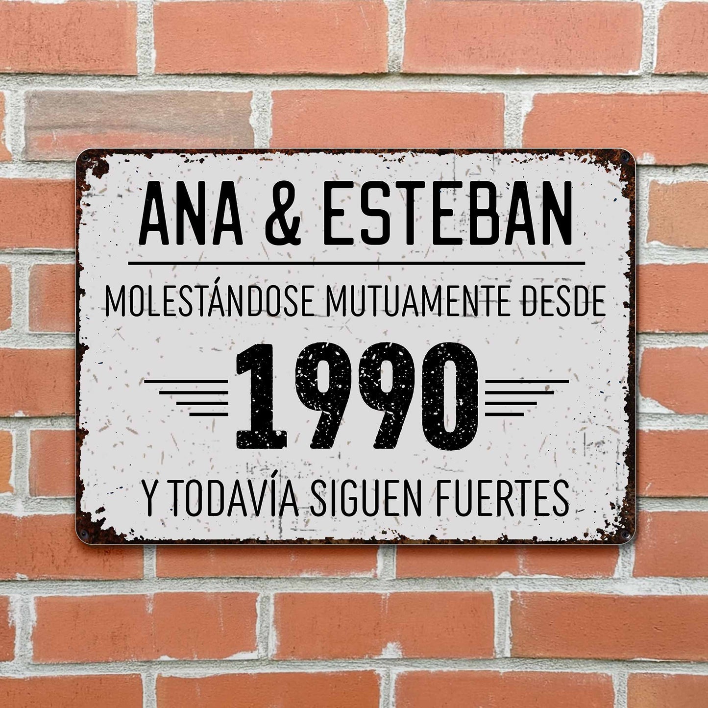 Molestándose Mutuamente Desde Y Todavía Siguen Fuertes
