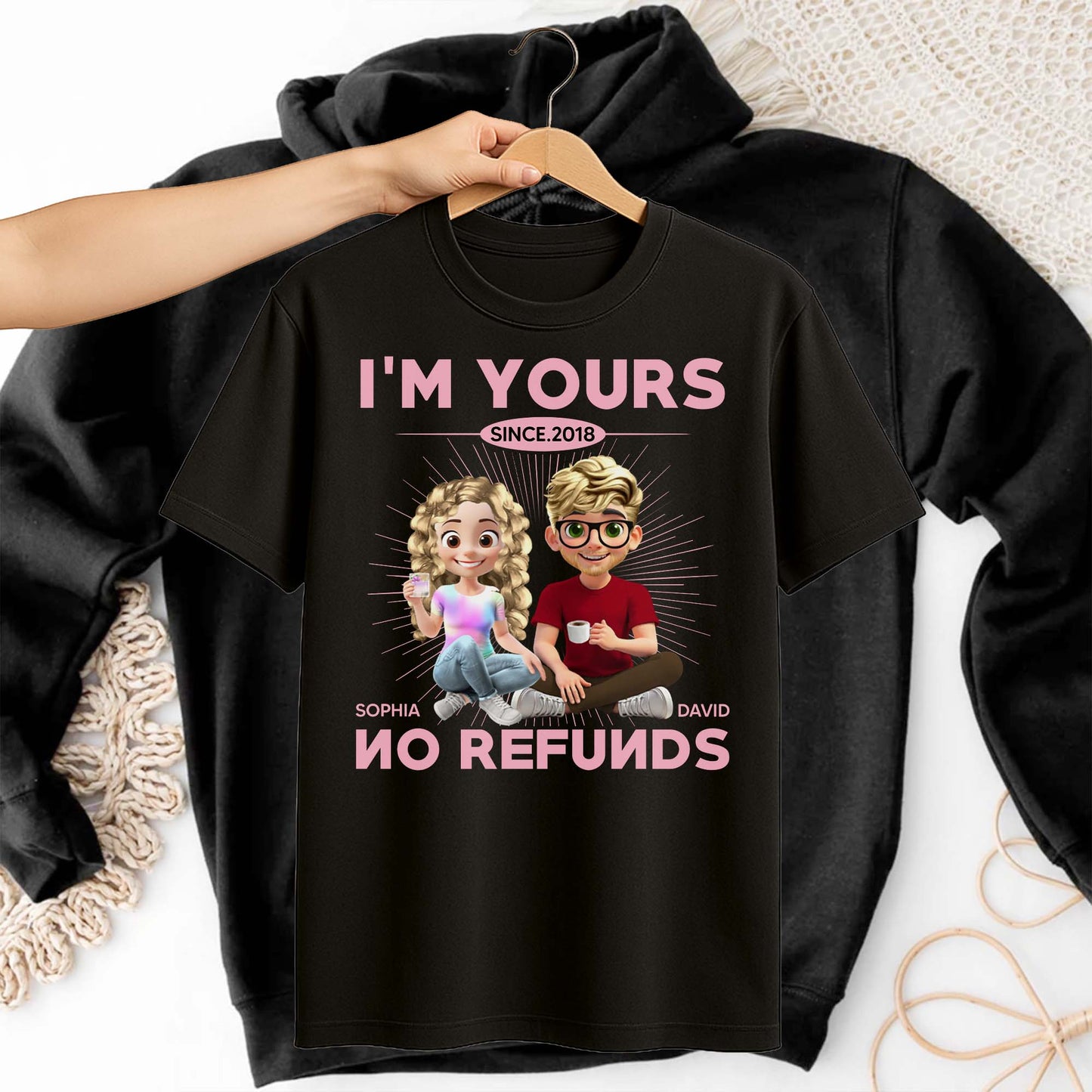 I'm Yours No Refunds, Couple Design