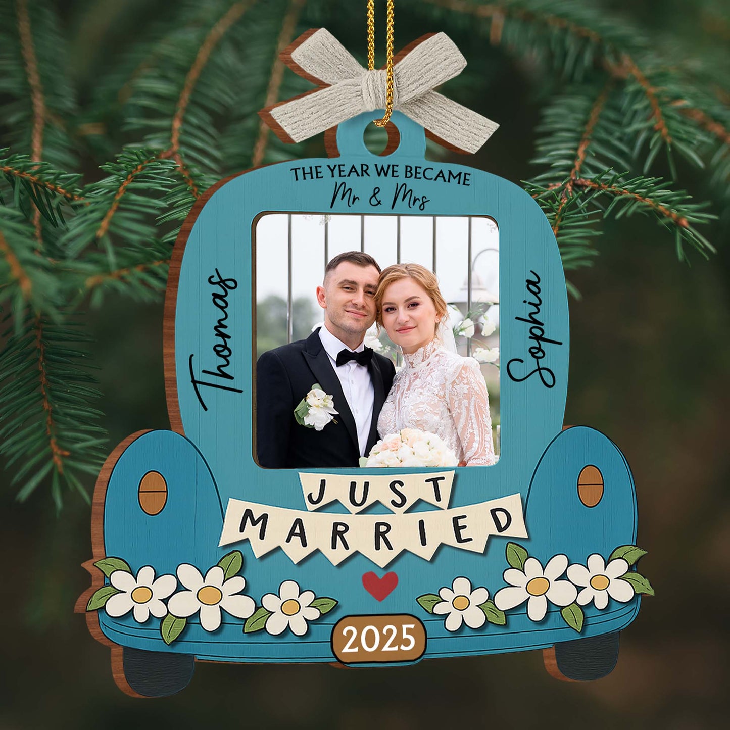 Just Married, Car And Flowers Design