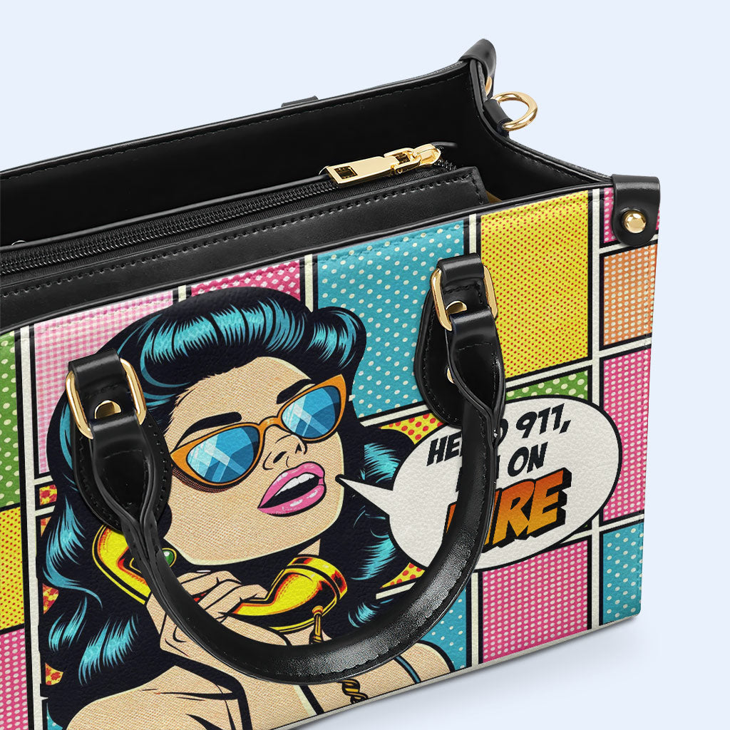 Estoy en llamas - Bolso de mano de cuero personalizado - DB05