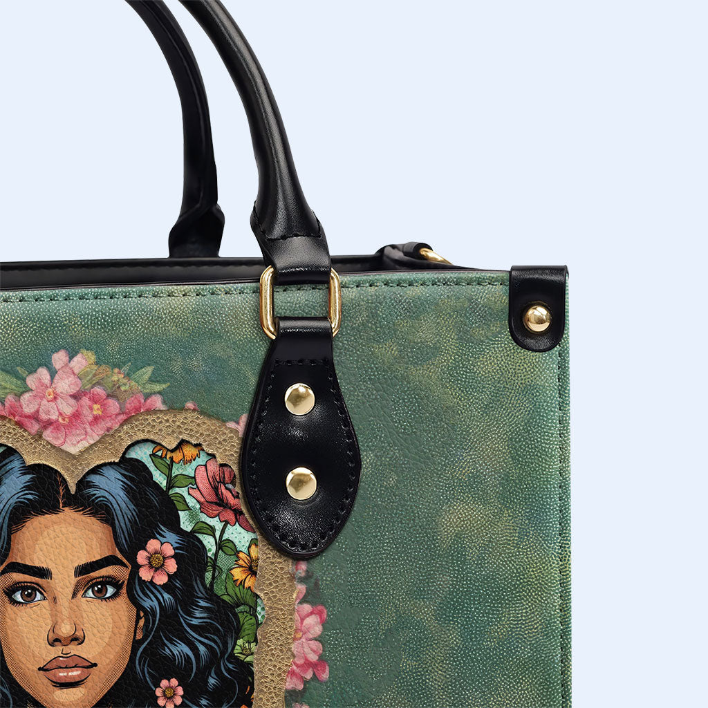 Et même si elle est petite, elle est féroce - Sac à main en cuir personnalisé - DB89