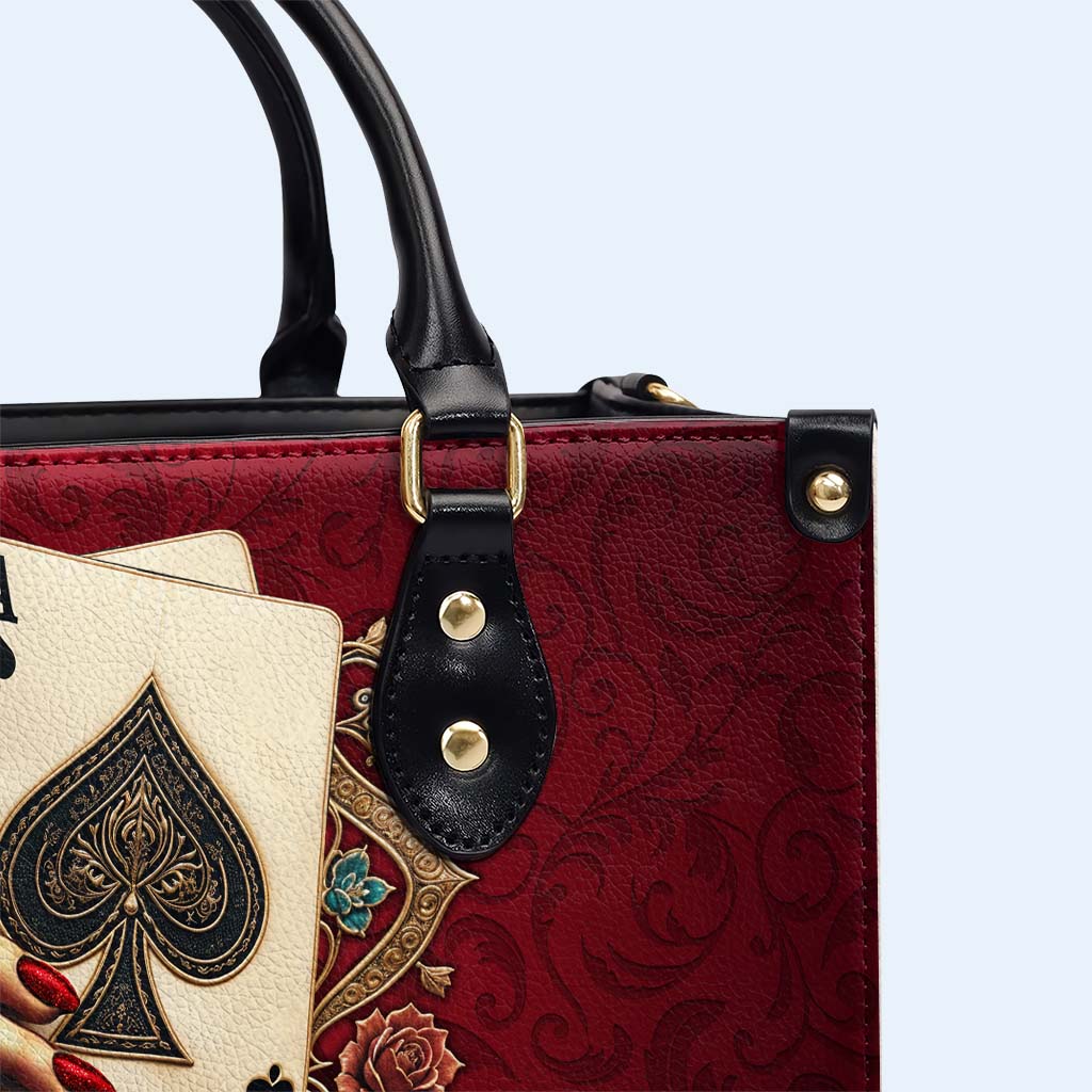 Puedo mostrarte mi mano y aún así ganar - Bolso de cuero personalizado - DG043_HB