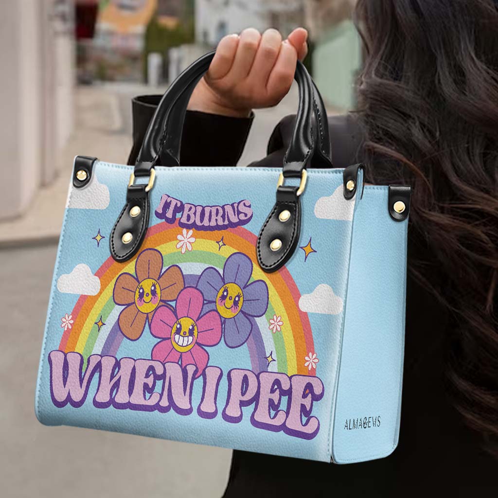 Ça brûle quand je fais pipi - Sac à main en cuir personnalisé - DG045_HB