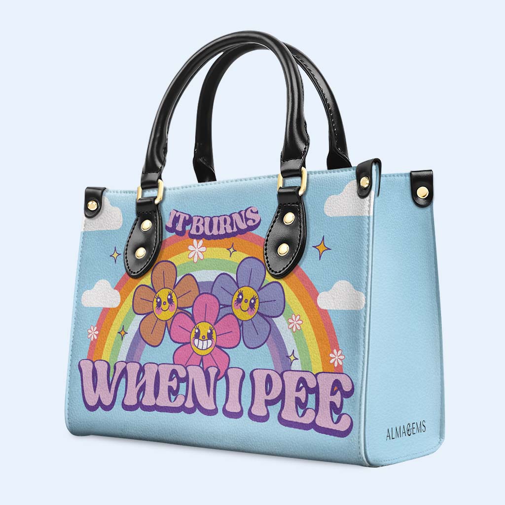 Ça brûle quand je fais pipi - Sac à main en cuir personnalisé - DG045_HB