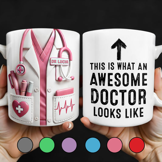 Voici à quoi ressemble un médecin exceptionnel, blouse médicale et stéthoscope – Tasse à café personnalisée – DOC010_MG