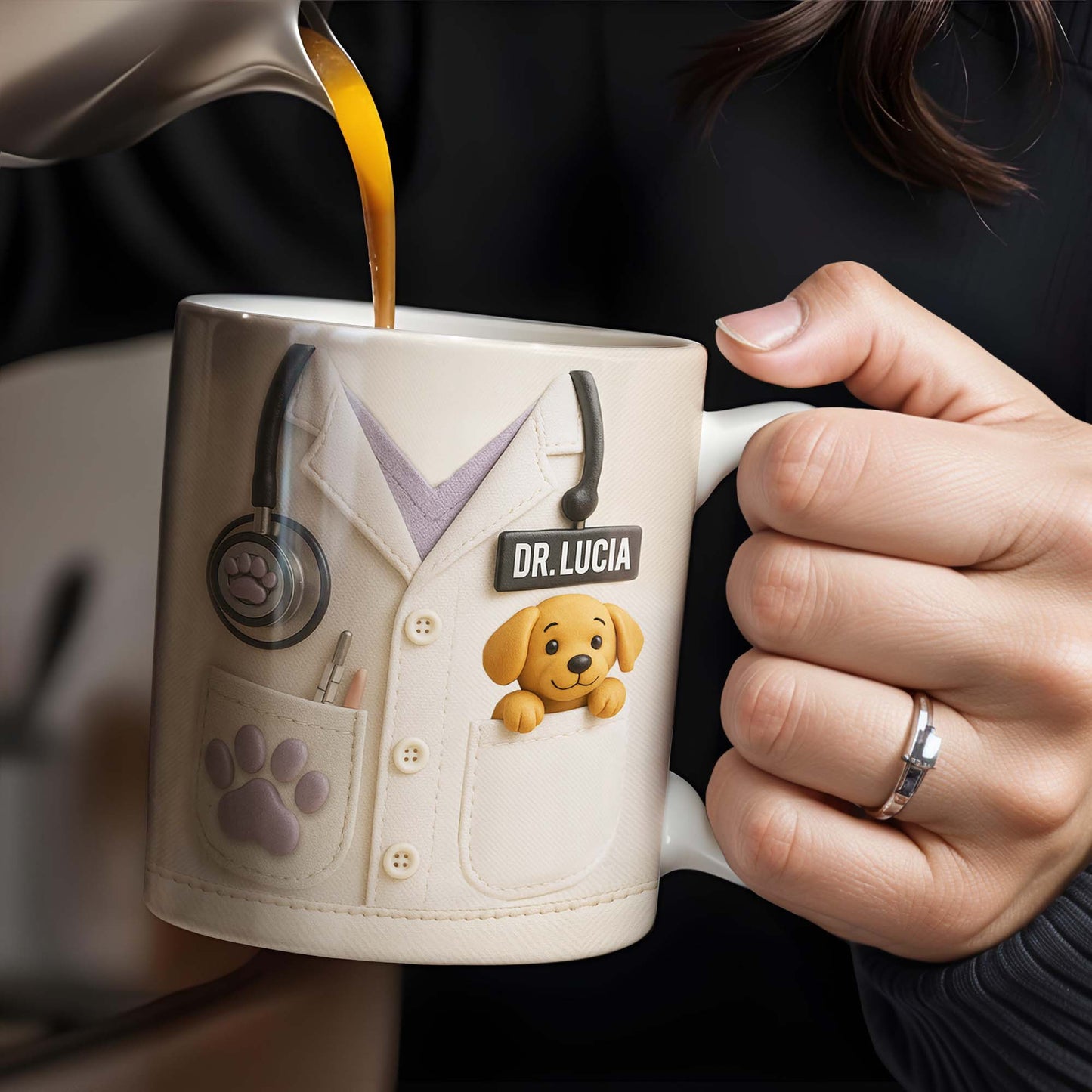 Le cadeau idéal pour les amoureux des animaux, avec blouse de laboratoire et chien - Tasse à café personnalisée - DOC047_MG