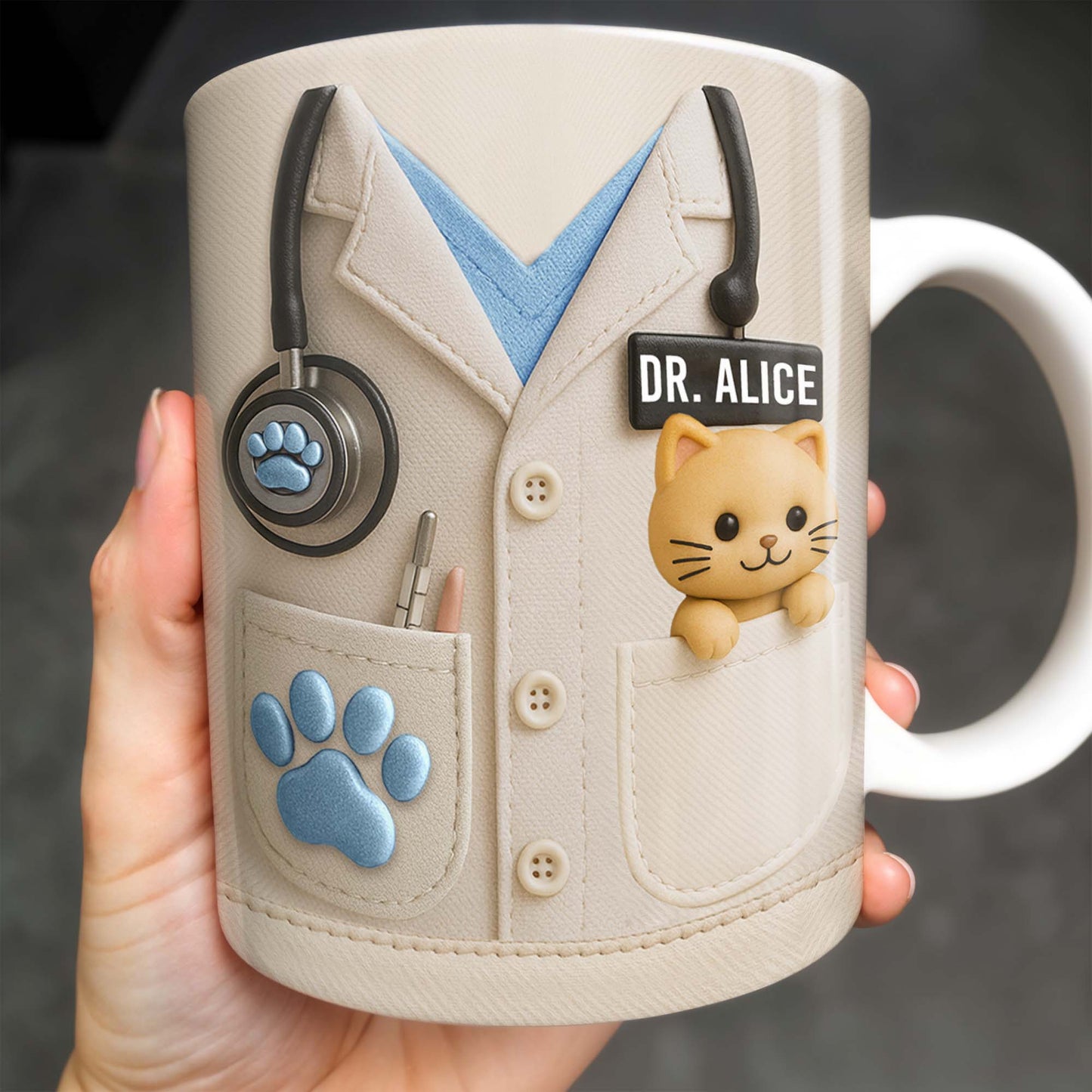 Le cadeau idéal pour les amoureux des animaux, avec blouse de laboratoire et chien - Tasse à café personnalisée - DOC047_MG