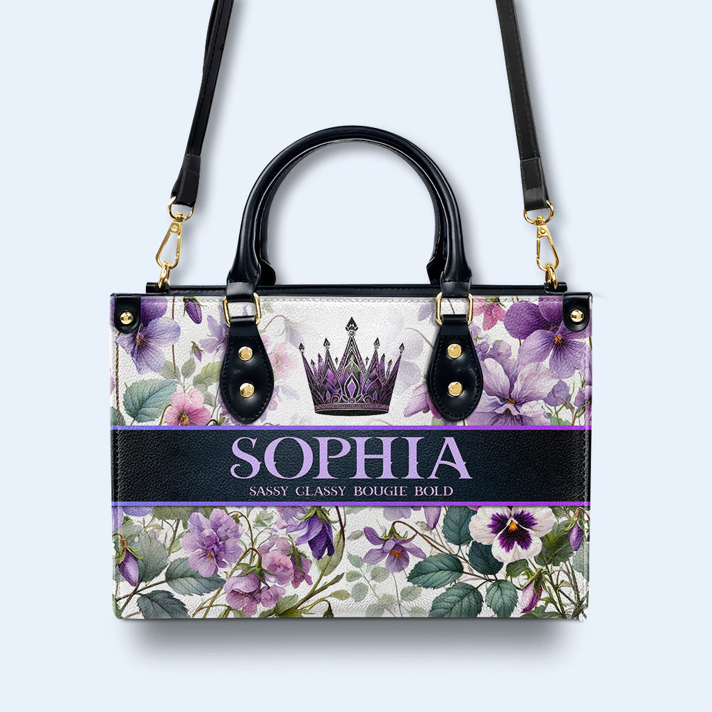 Sassy Classy Bougie Bold Crown And Flowers Design
