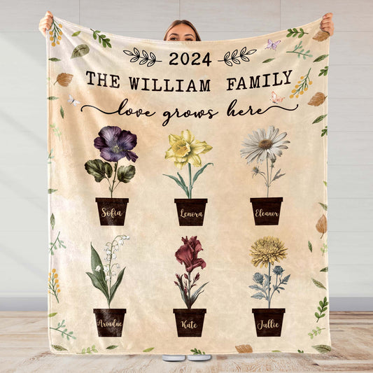 Love Grows Here With Beautiful Flowers Design