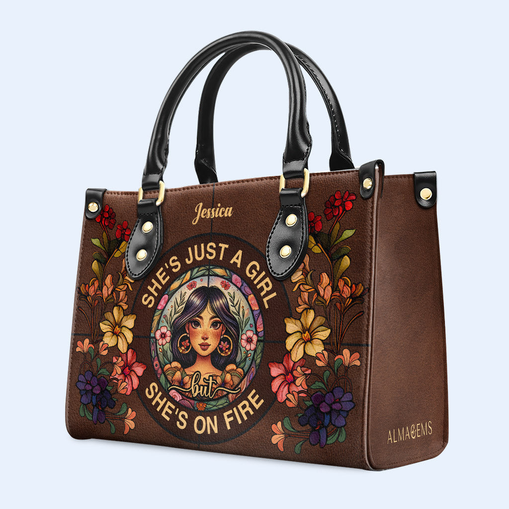 Elle est en feu - Sac à main en cuir personnalisé - HG53