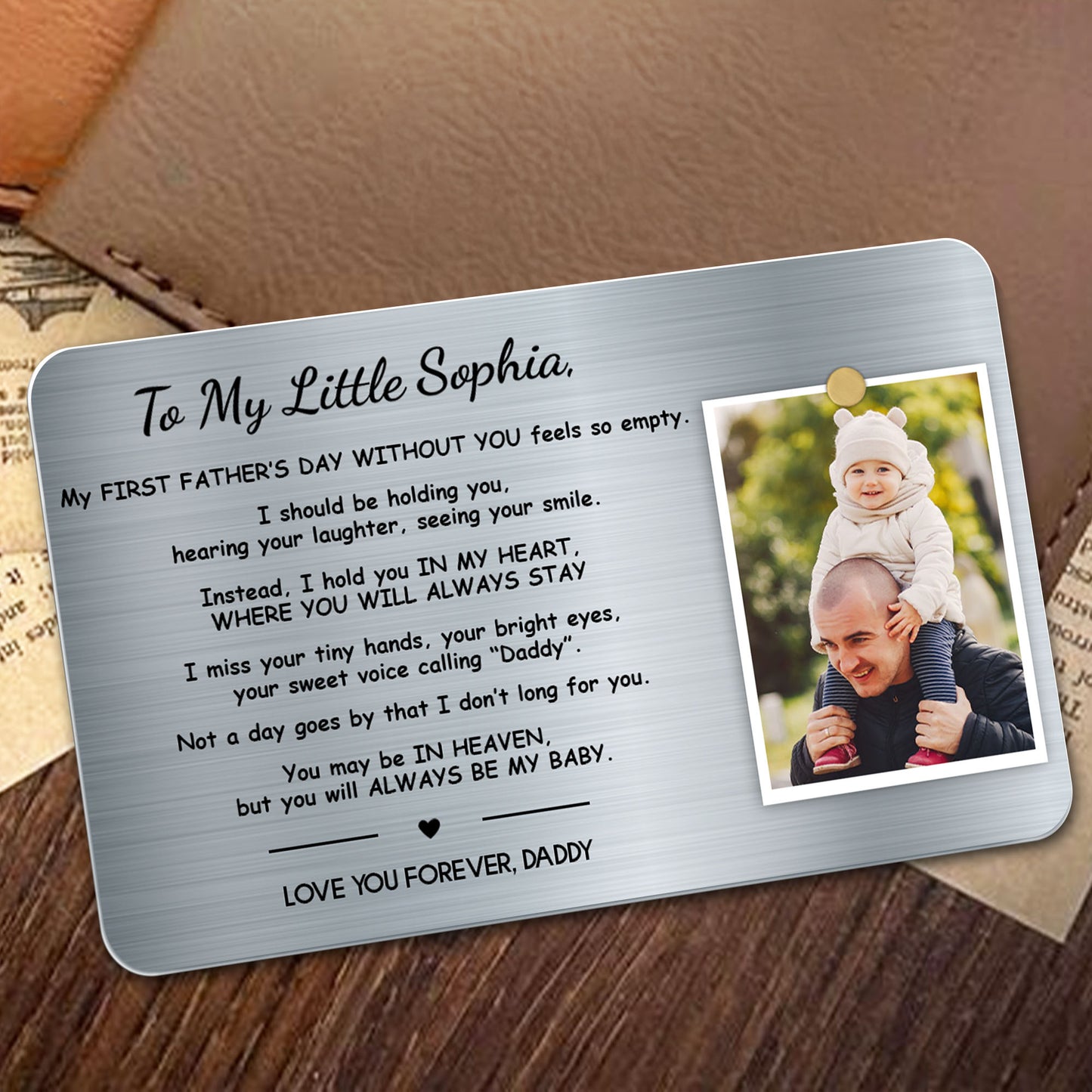 À ma petite Sophia, ma première fête des Mères sans toi, photo et symbole cœur - Carte portefeuille personnalisée en aluminium - HME206_ALCA