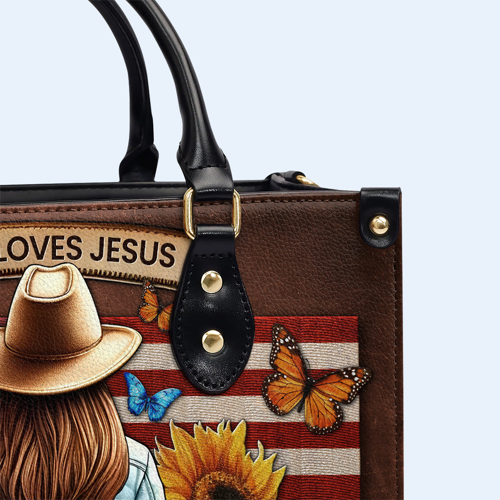 Ella ama a Jesús y a Estados Unidos también - Bolso de mano de cuero personalizado - IND08