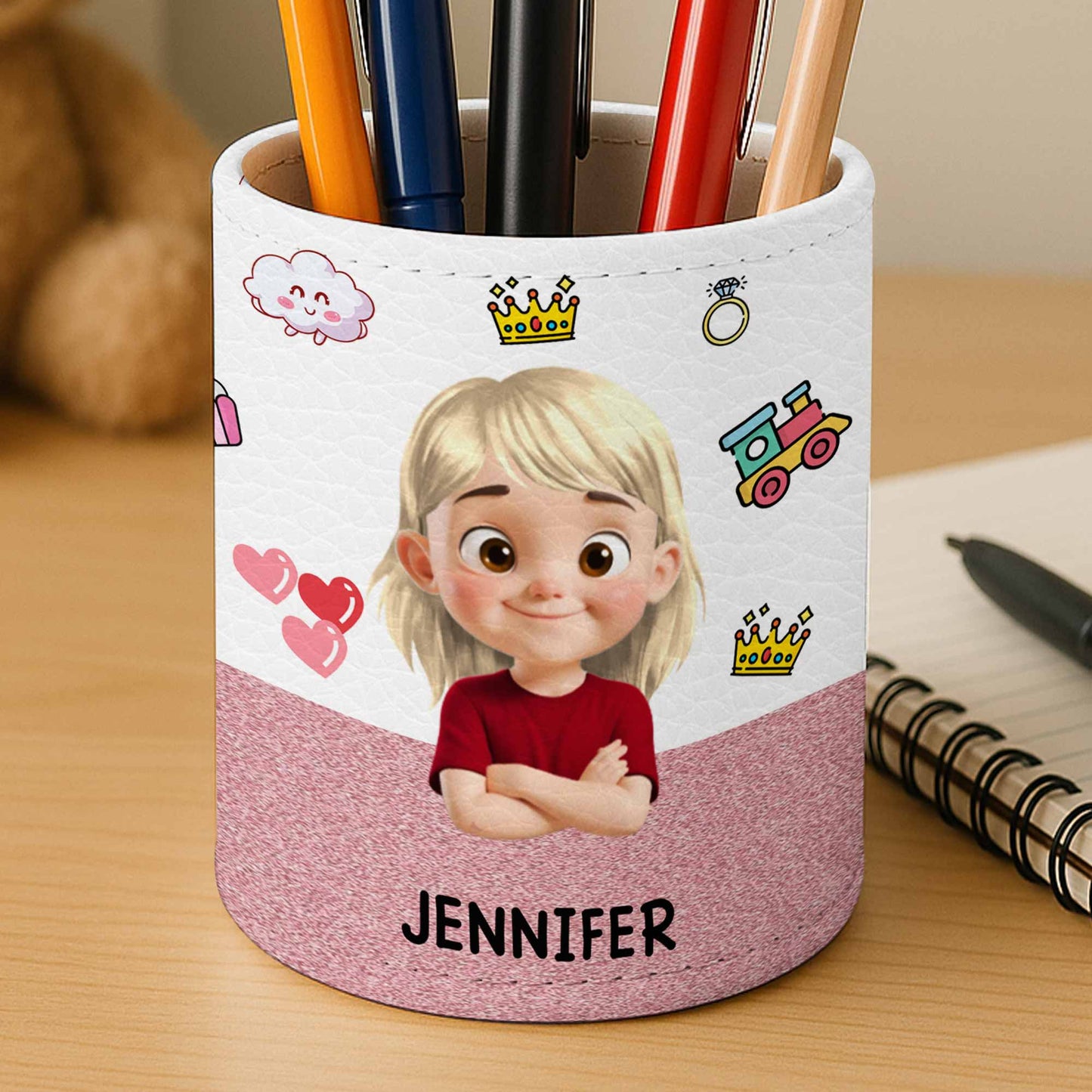 Customizable Pen Holder With Animated Princess And Hearts