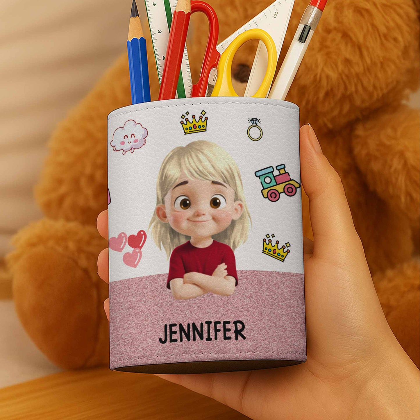 Customizable Pen Holder With Animated Princess And Hearts