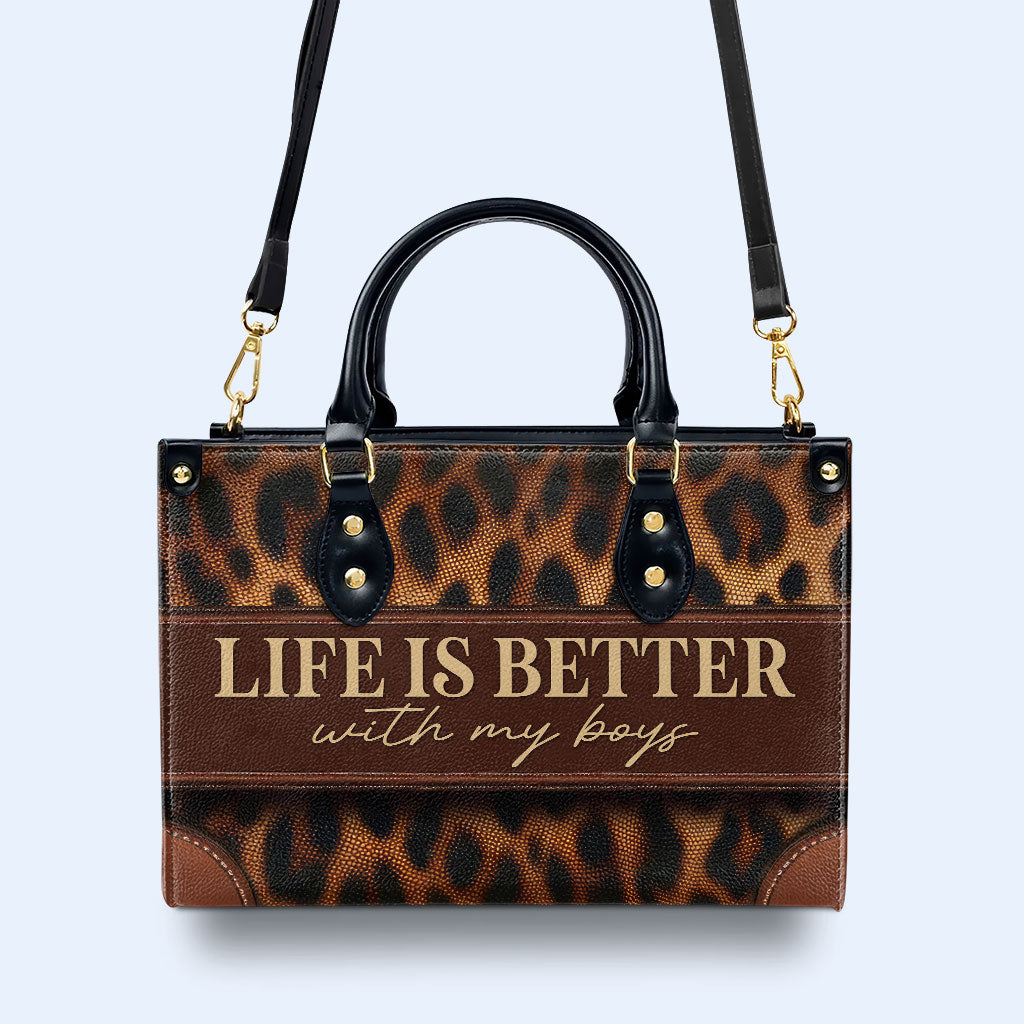 La vie est meilleure avec mes garçons - Sac à main en cuir personnalisé - MM30