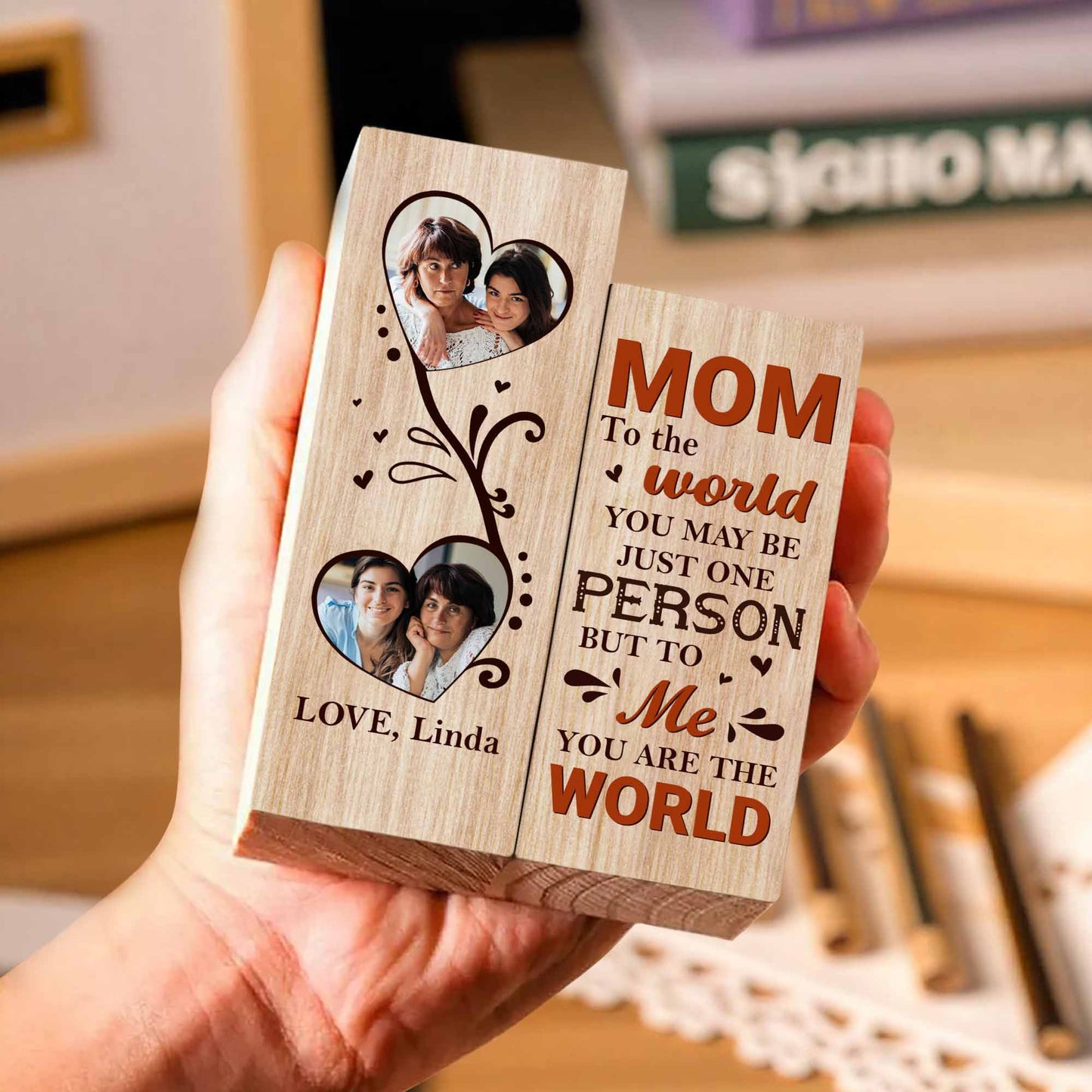 Mom To The World, Hearts And Floral Design