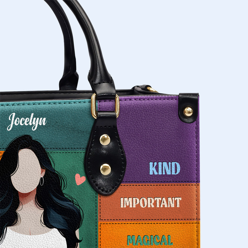 Elle est - Sac à main en cuir personnalisé - PG03