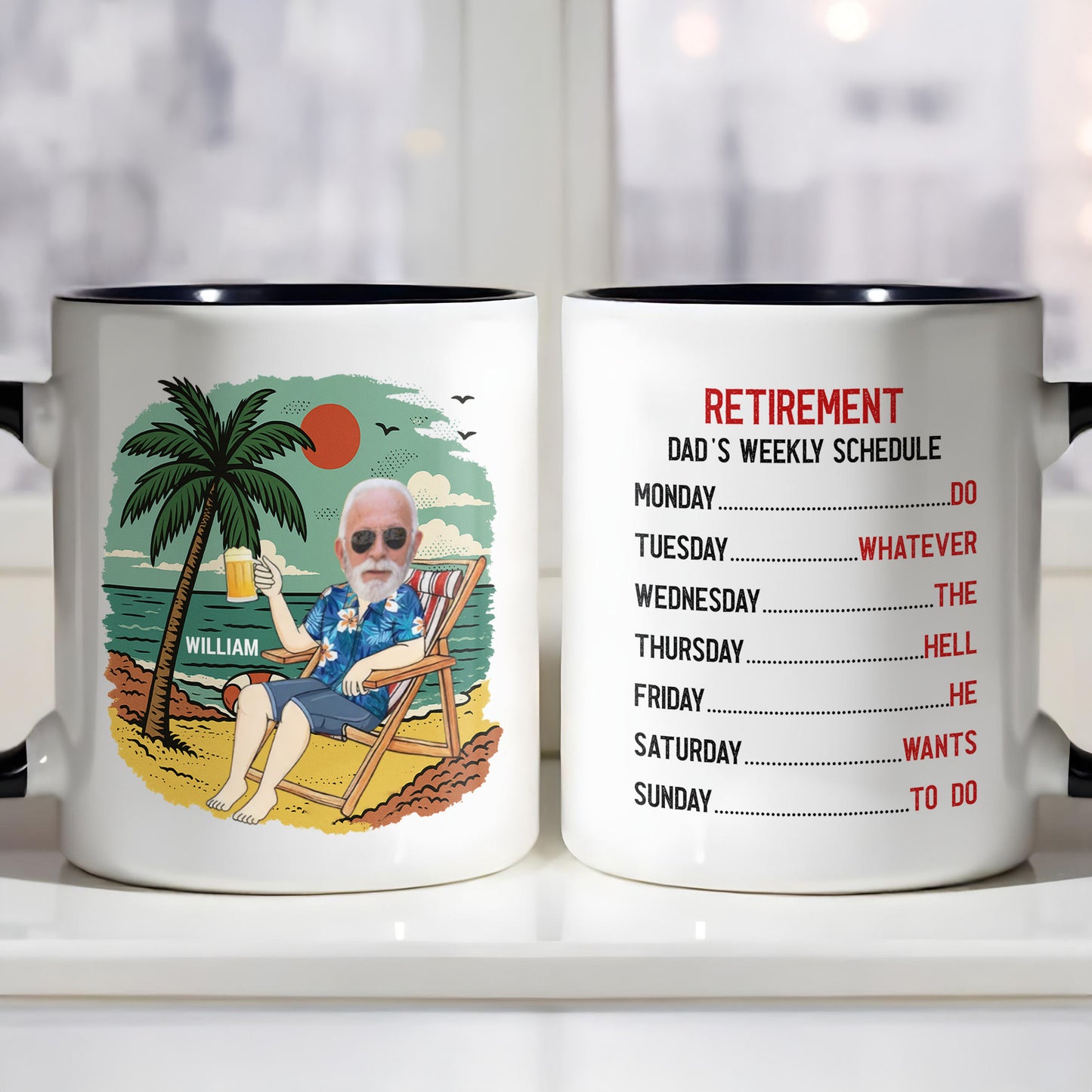 Détendez-vous et savourez votre boisson, motif palmier et plage – Tasse personnalisée avec accents – RETIRE003_AMUG