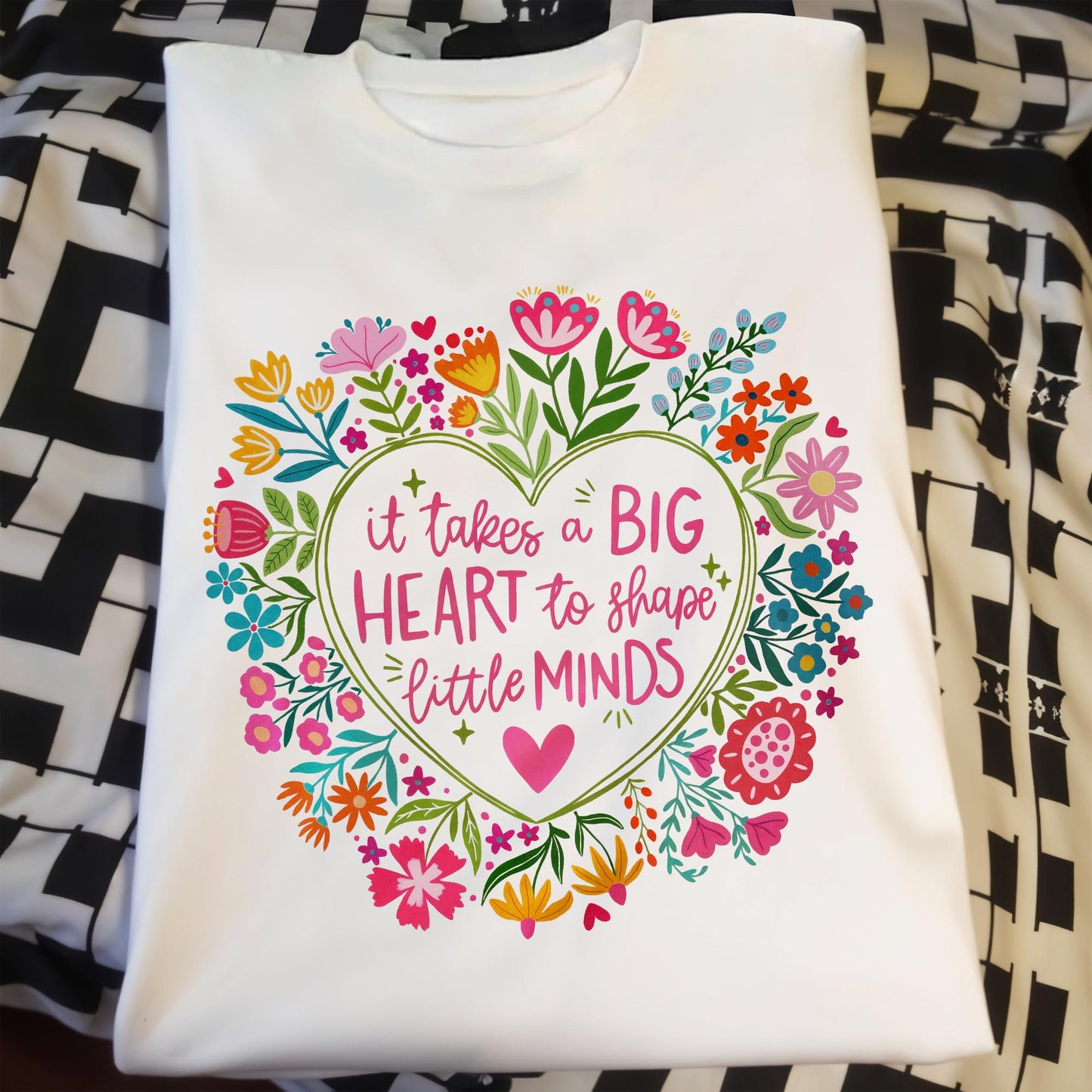 Big Heart To Shape Little Minds With Flowers