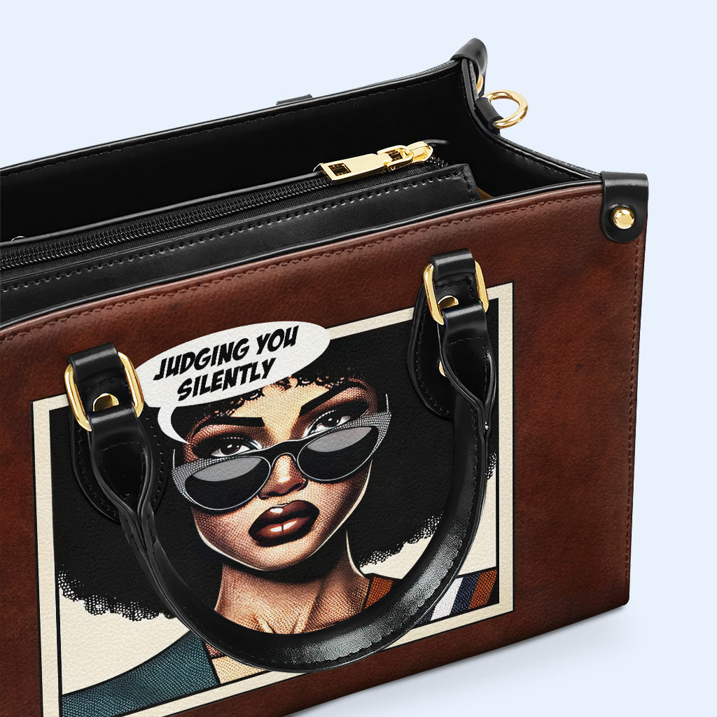 Je vous juge en silence - Sac à main en cuir personnalisé - judging02