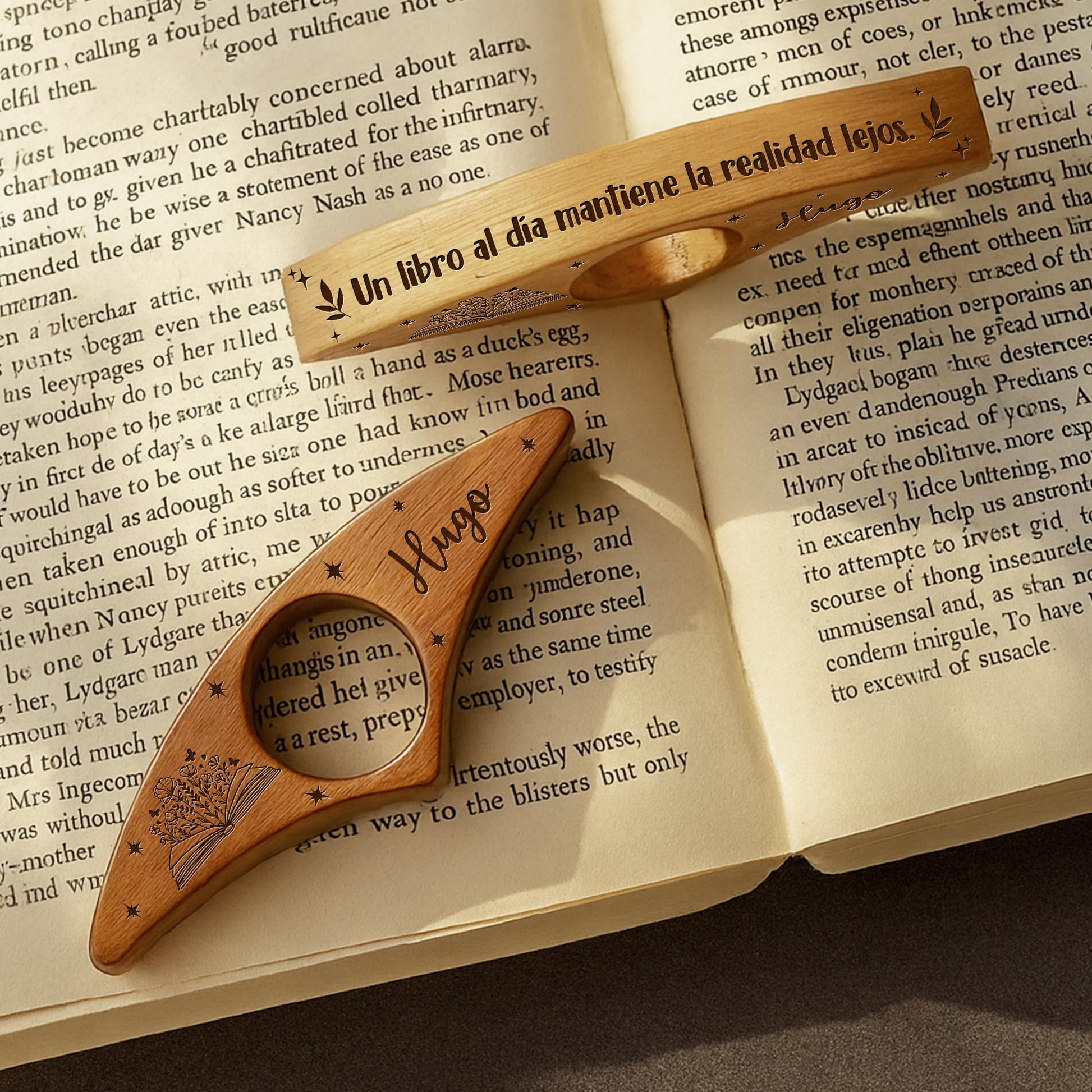 Solo Una Chica Que Ama Los Libros, Stars And Floral Design