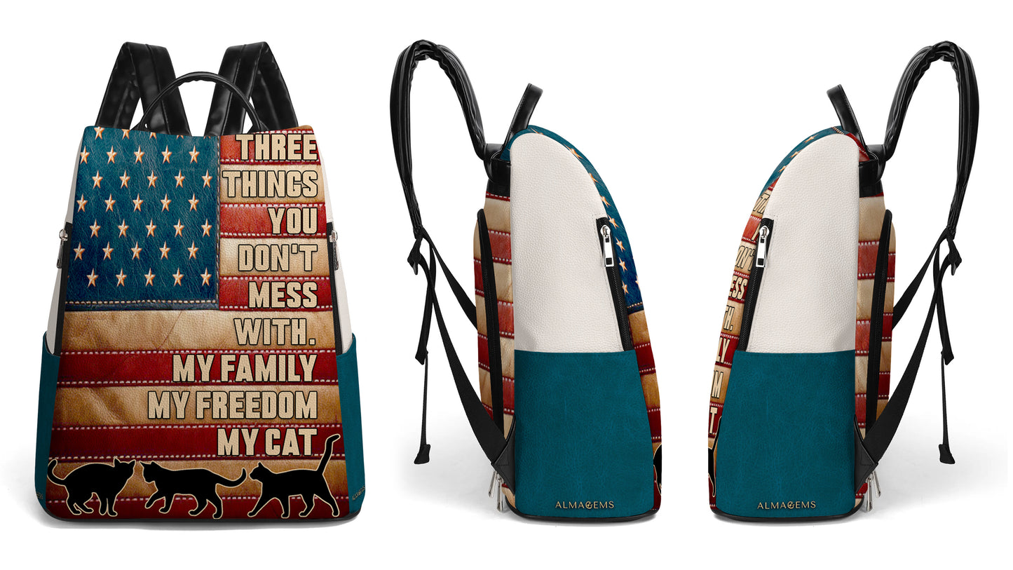 Tres cosas con las que no te metas: mochila de cuero personalizada - BP_CAT03