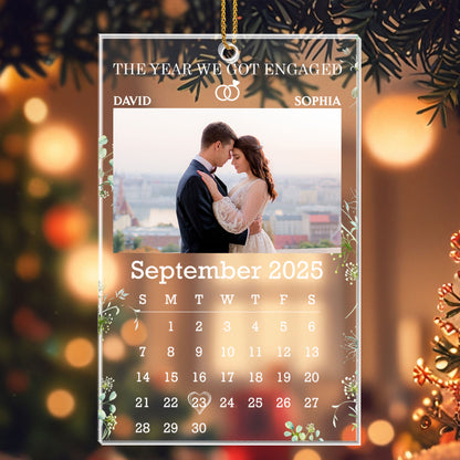 The Year We Got Engaged, Calendar With Couple
