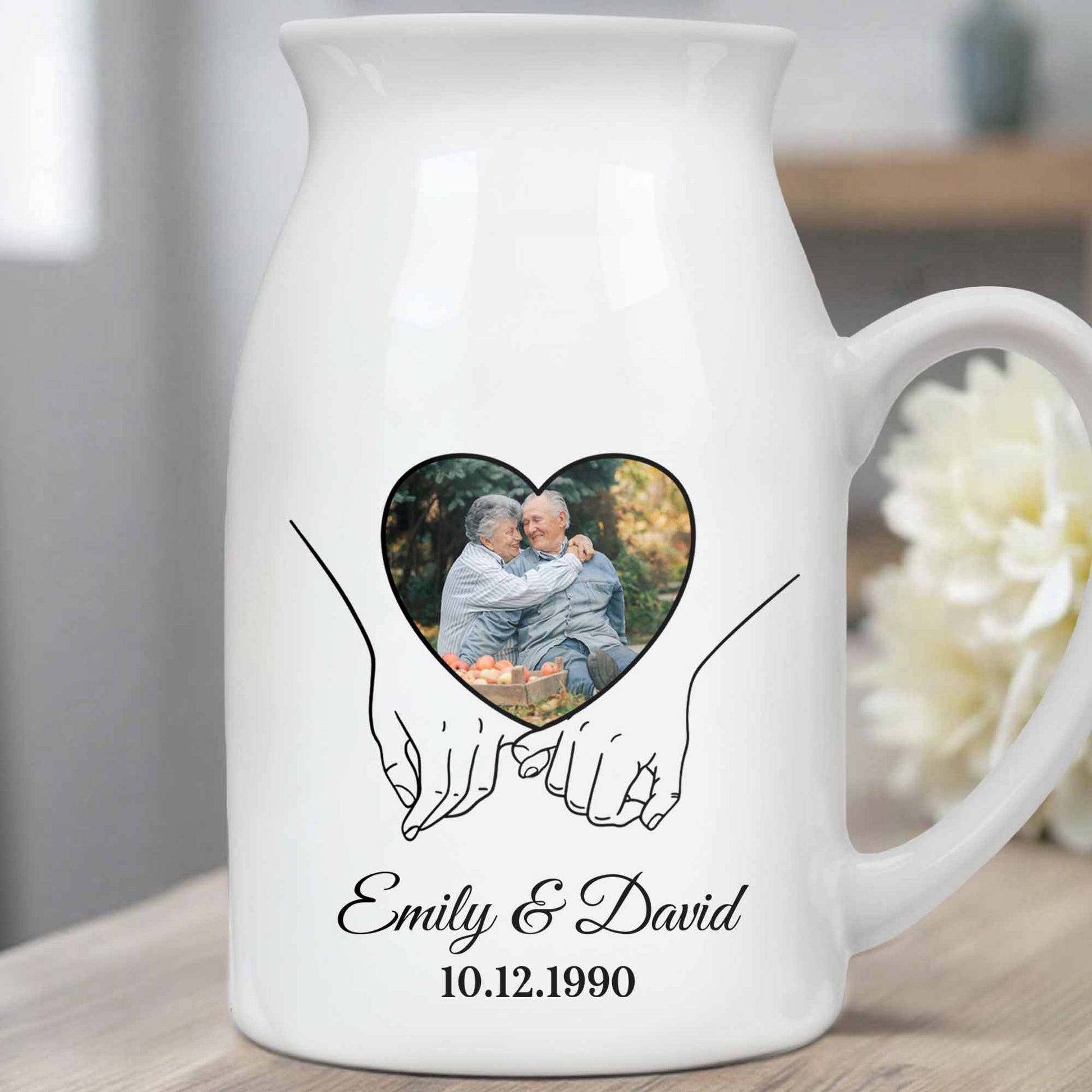 Capture Your Precious Moments On Heart Design Vase