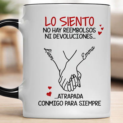 Lo Siento, No Hay Reembolsos Holding Hands