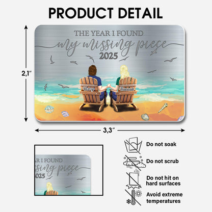 The Year I Found My Missing Piece At The Beach - Personalized Aluminum Wallet Card - CPL323_ALCA