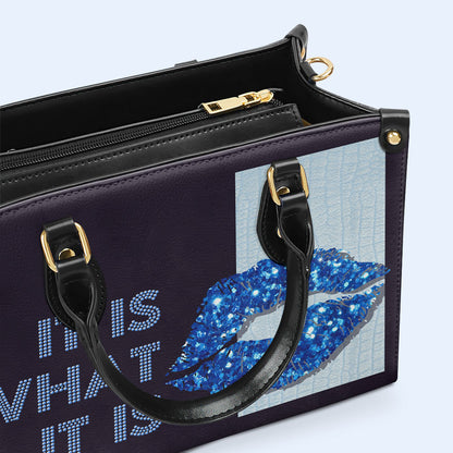Es lo que es - Bolso de mano de cuero personalizado - DB33