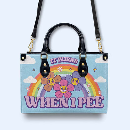 Ça brûle quand je fais pipi - Sac à main en cuir personnalisé - DG045_HB