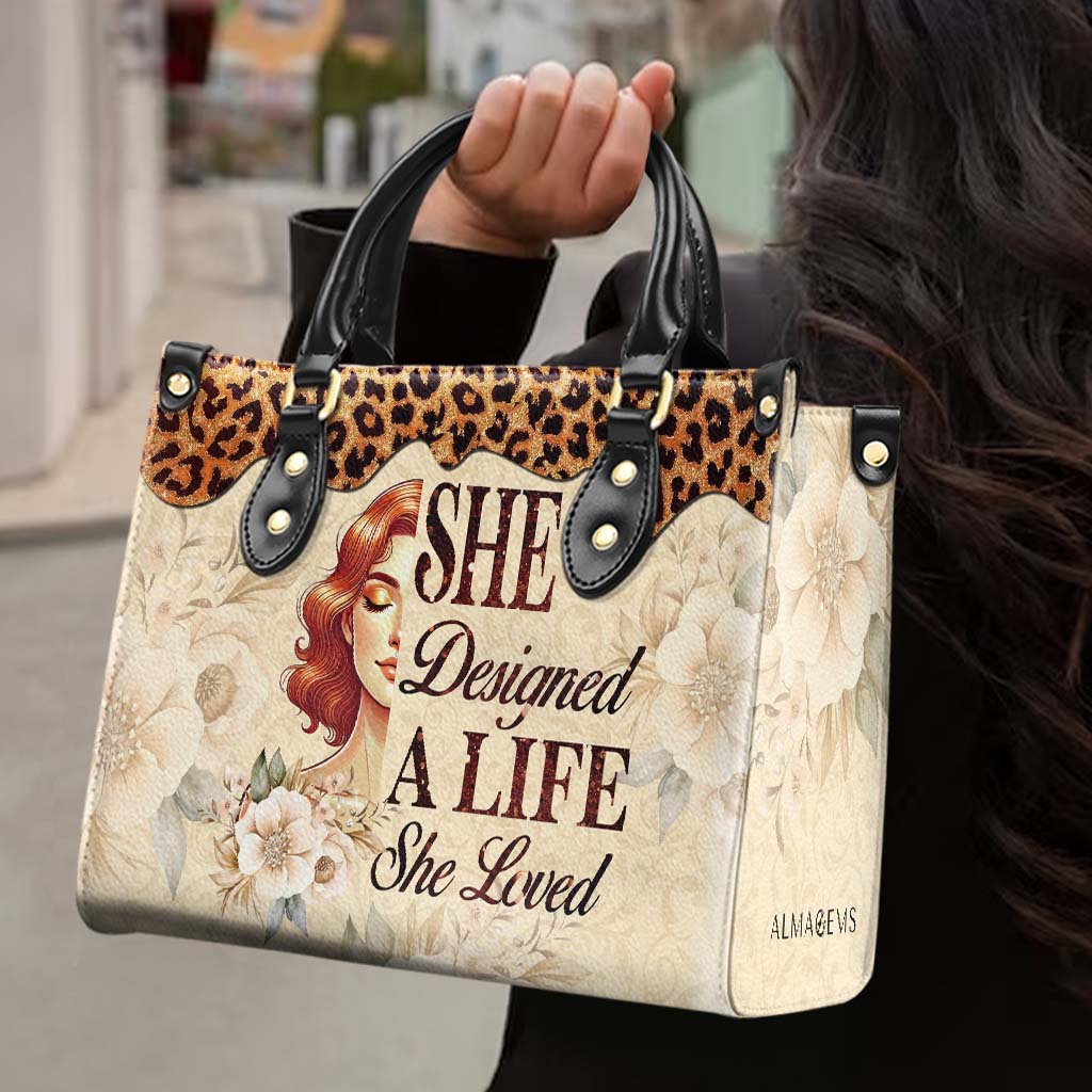 Elle a conçu une vie qu'elle aimait - Sac à main en cuir personnalisé - DG071_HB
