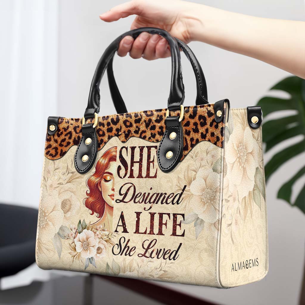 Elle a conçu une vie qu'elle aimait - Sac à main en cuir personnalisé - DG071_HB