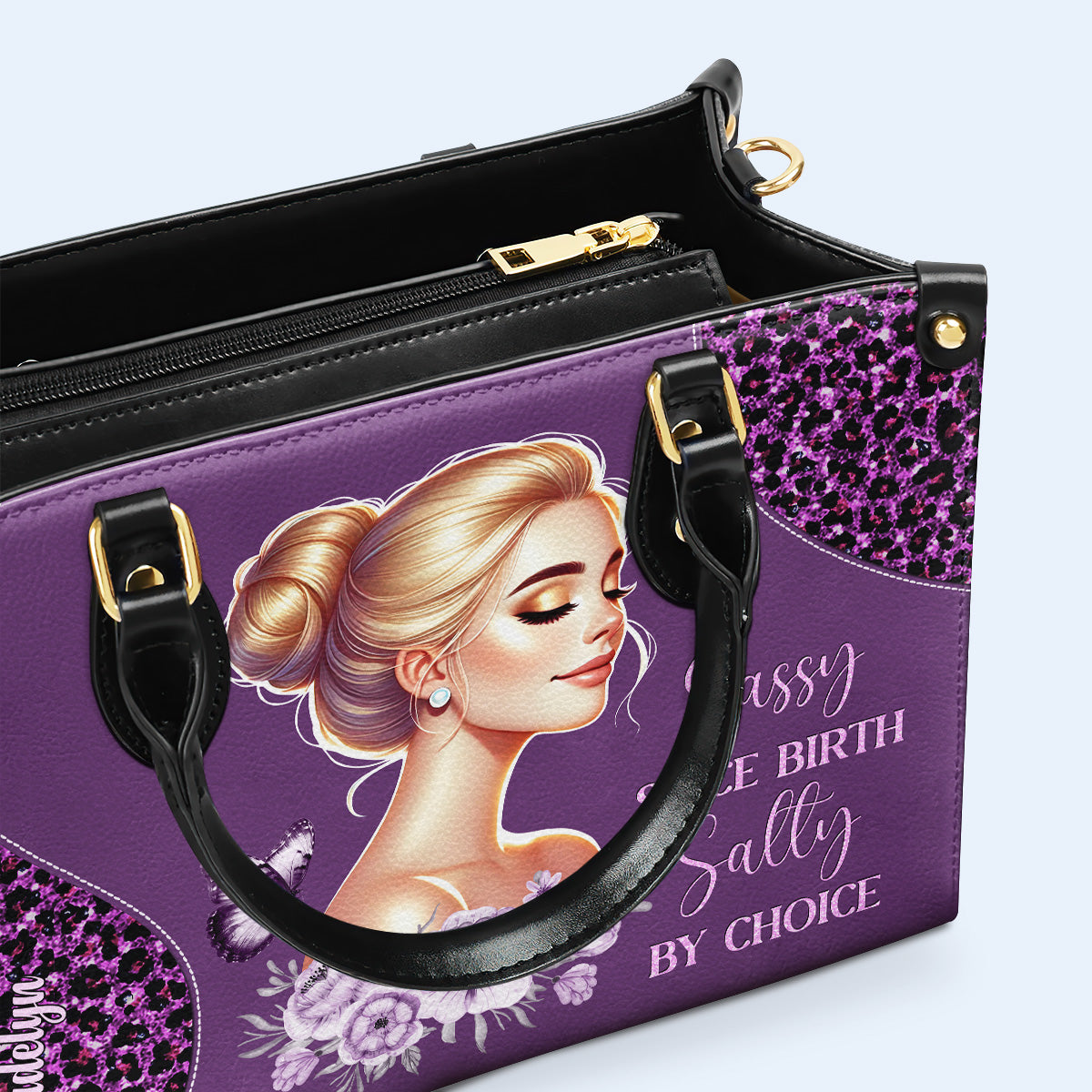 Sassy Since Birth Salty By Choice - Sac à main en cuir personnalisé - DG072_HB