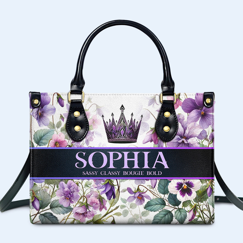 Sassy Classy Bougie Bold Crown And Flowers Design