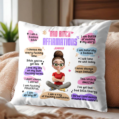 Affirmations de mauvaise garce, personnage de dessin animé - Oreiller personnalisé, insert inclus - DTG025_PLW
