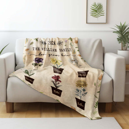 Love Grows Here With Beautiful Flowers Design