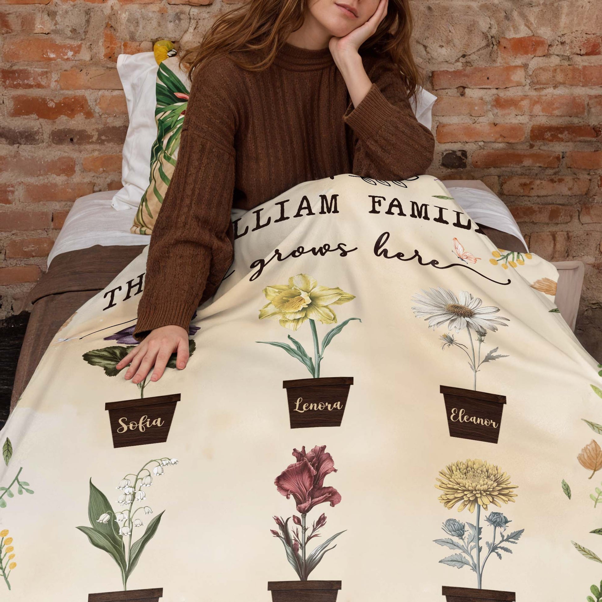 Love Grows Here With Beautiful Flowers Design
