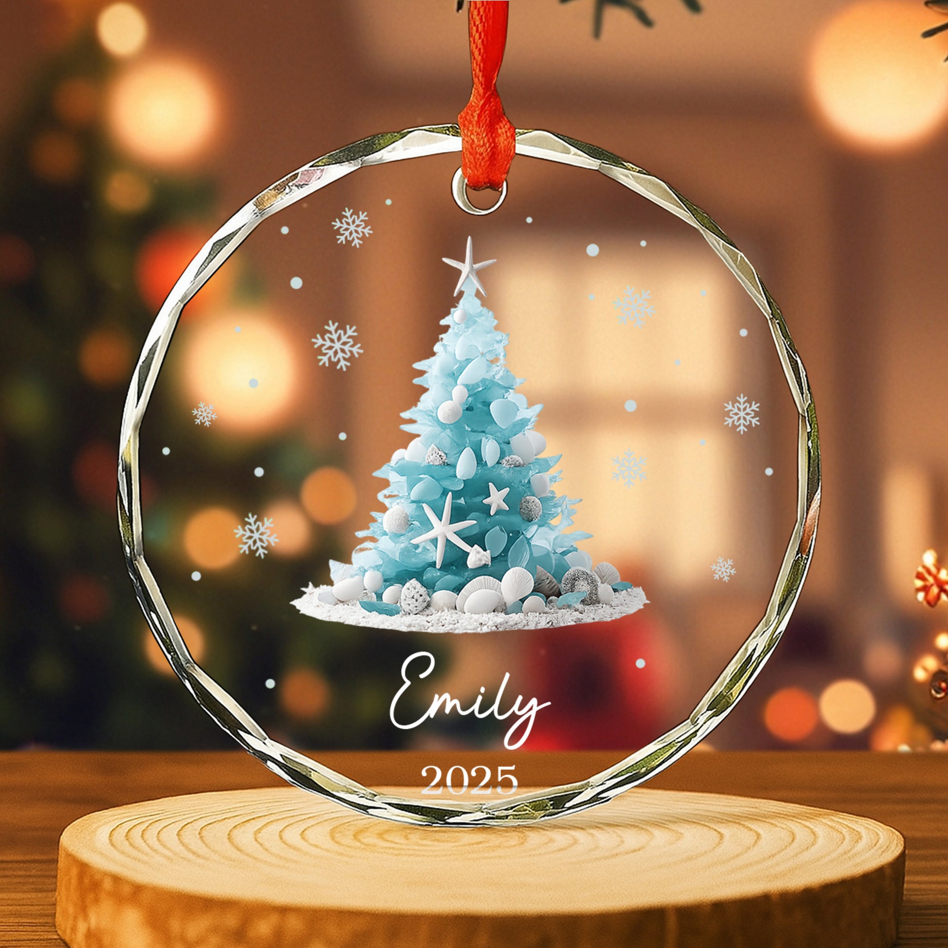 Celebrate The Festive Season With This Coastal Christmas Tree