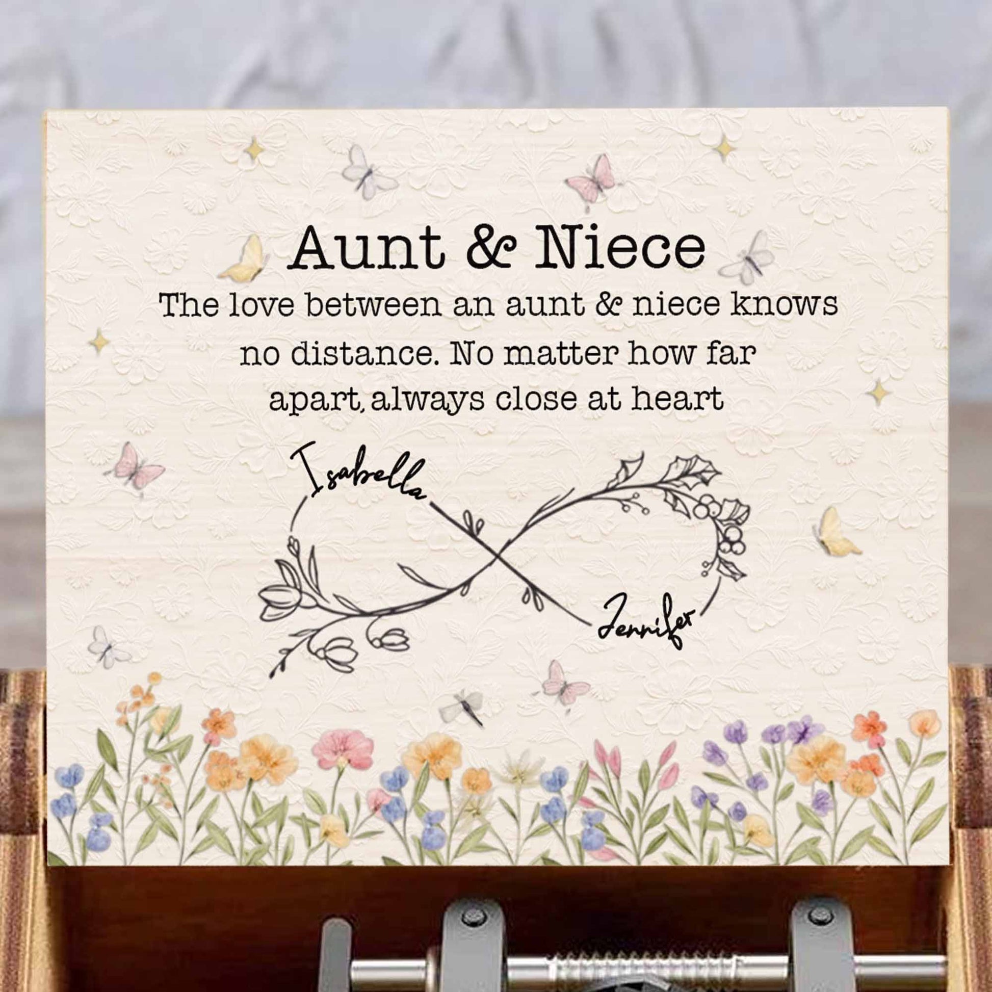 Love Between Aunt & Niece, Always Close At Heart, Flowers