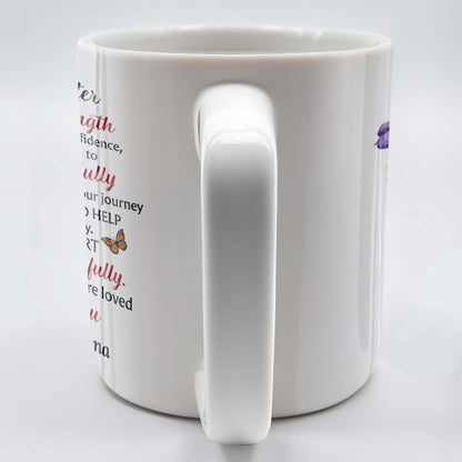 Citation inspirante « Force et sagesse » de ma petite-fille, avec fleurs et papillons – Tasse à café personnalisée – GDT060_MG