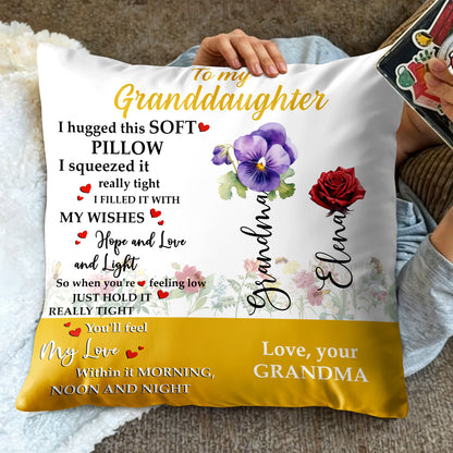 Message d'amour de grand-mère à sa petite-fille avec motif floral - Coussin personnalisé, insert inclus - GDT224_PLW