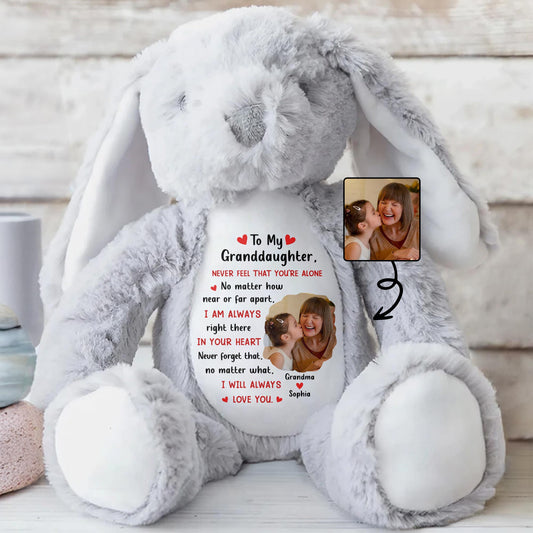 To My Granddaughter, Never Feel That You're Alone, Heart and Personalized Photo