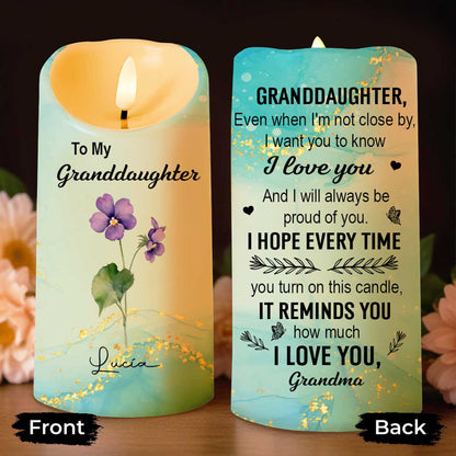 À ma petite-fille, Amour de grand-mère, Fleurs - Bougie LED personnalisée - GDT373_LECA