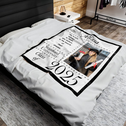 The Future Belongs To Those Who Believe In Their Dreams Graduation Blanket
