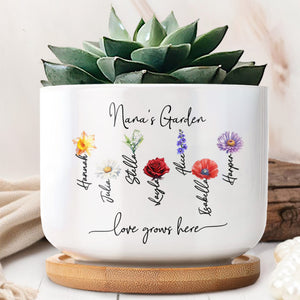 Nana's Garden Love Grows Here, Flowers
