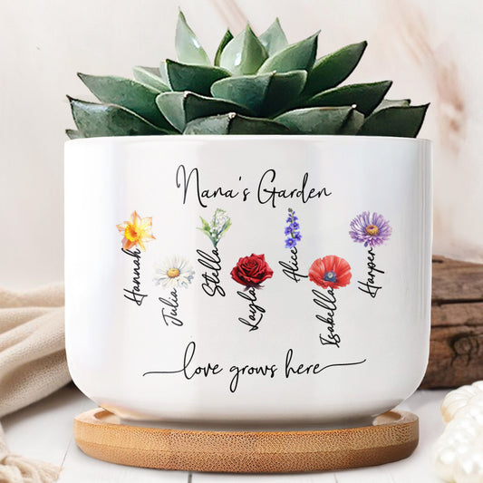 Nana's Garden Love Grows Here, Flowers